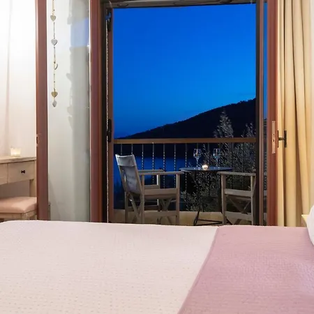 Amapola Boutique With Sea Access - Agapi