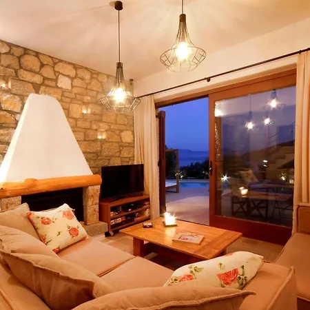 Agapi Spacious Stone Retreat With Jacuzzi And Private Pool ヴィラ