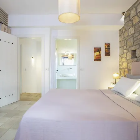 Agapi - Spacious Boutique With Private Pool Close To The Sea