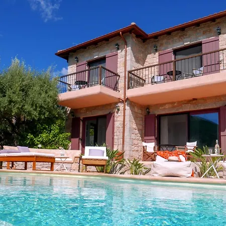 Agapi - Spacious Boutique With Private Pool Close To The Sea סיבוטה